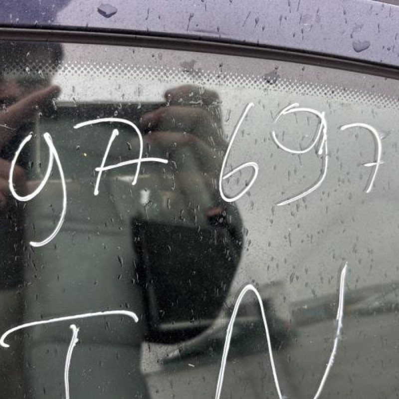 Verin de coffre MERCEDES CLASSE C 203 COUPE SPORT Photo n°19