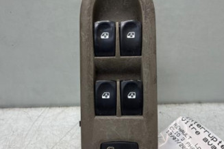 Interrupteur de leve vitre avant gauche RENAULT CLIO 3 Photo n°1