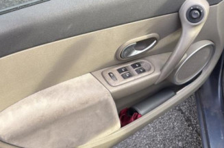 Interrupteur de leve vitre avant gauche RENAULT CLIO 3