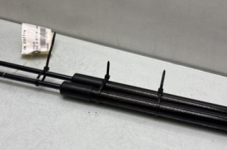 Verin de coffre KIA STONIC Photo n°1