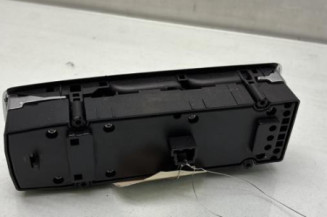 Interrupteur de leve vitre avant gauche MERCEDES CLASSE C 204