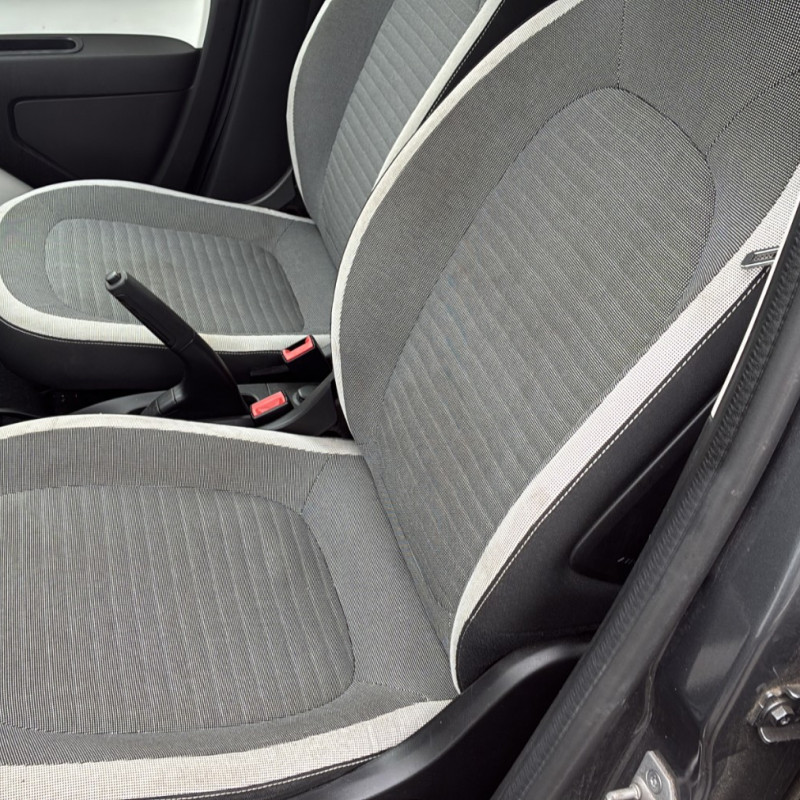 RENAULT TWINGO 3 PHASE 1 1.0i - 12V SCE 70 Photo n°11