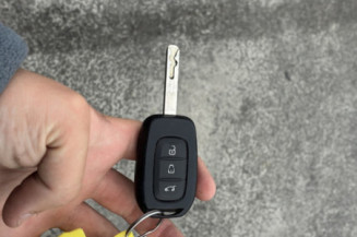 RENAULT TWINGO 3 PHASE 1 1.0i - 12V SCE 70