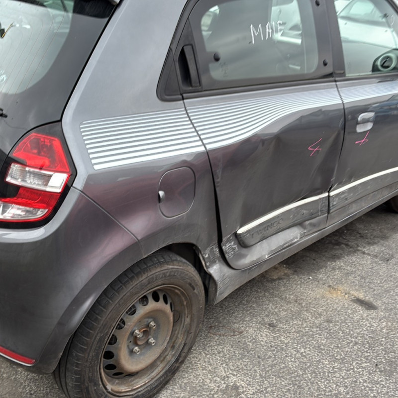 RENAULT TWINGO 3 PHASE 1 1.0i - 12V SCE 70 Photo n°27