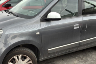 RENAULT TWINGO 3 PHASE 1 1.0i - 12V SCE 70