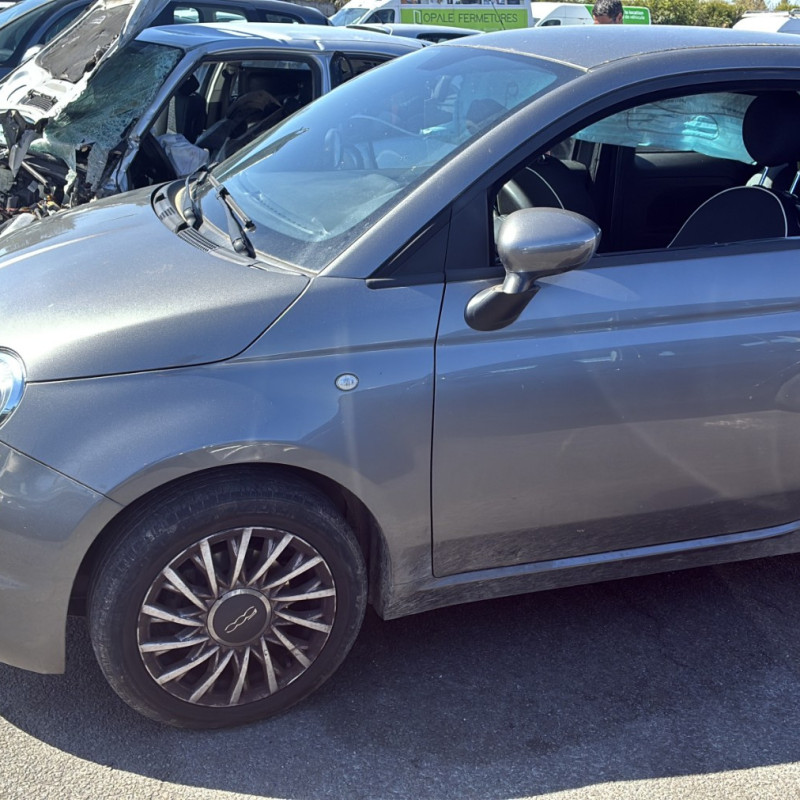 FIAT 500 2 PHASE 2 1.0i - 6V HYBRID Photo n°8