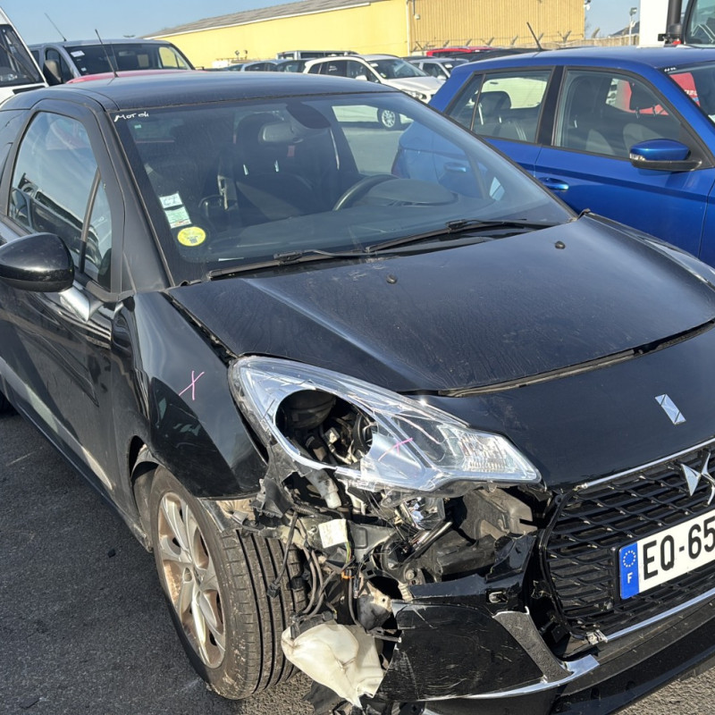 DS DS3 PHASE 3 1.6 BLUE HDI - 8V TURBO Photo n°2