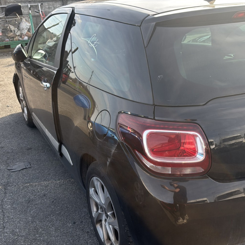 DS DS3 PHASE 3 1.6 BLUE HDI - 8V TURBO Photo n°4