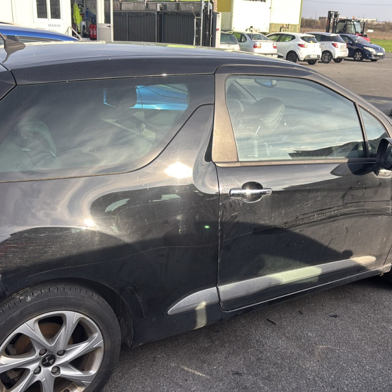 DS DS3 PHASE 3 1.6 BLUE HDI - 8V TURBO Photo n°6