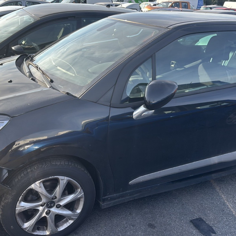 DS DS3 PHASE 3 1.6 BLUE HDI - 8V TURBO Photo n°8