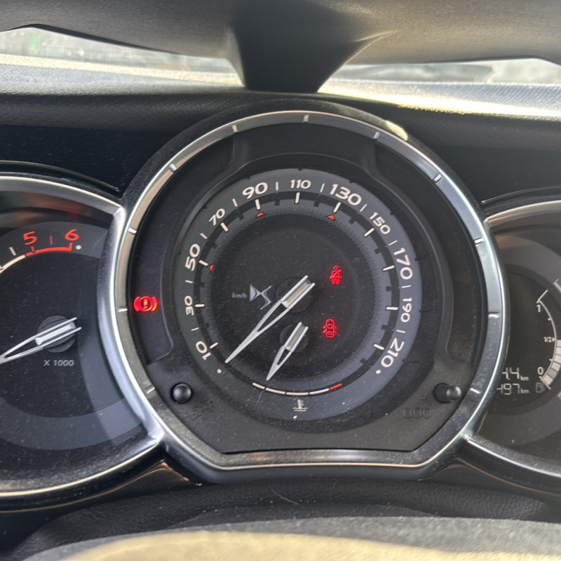 DS DS3 PHASE 3 1.6 BLUE HDI - 8V TURBO Photo n°16