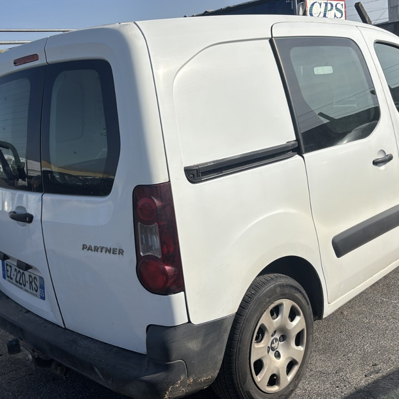 PEUGEOT PARTNER 2 PHASE 3 1.6 BLUE HDI - 8V TURBO Photo n°3
