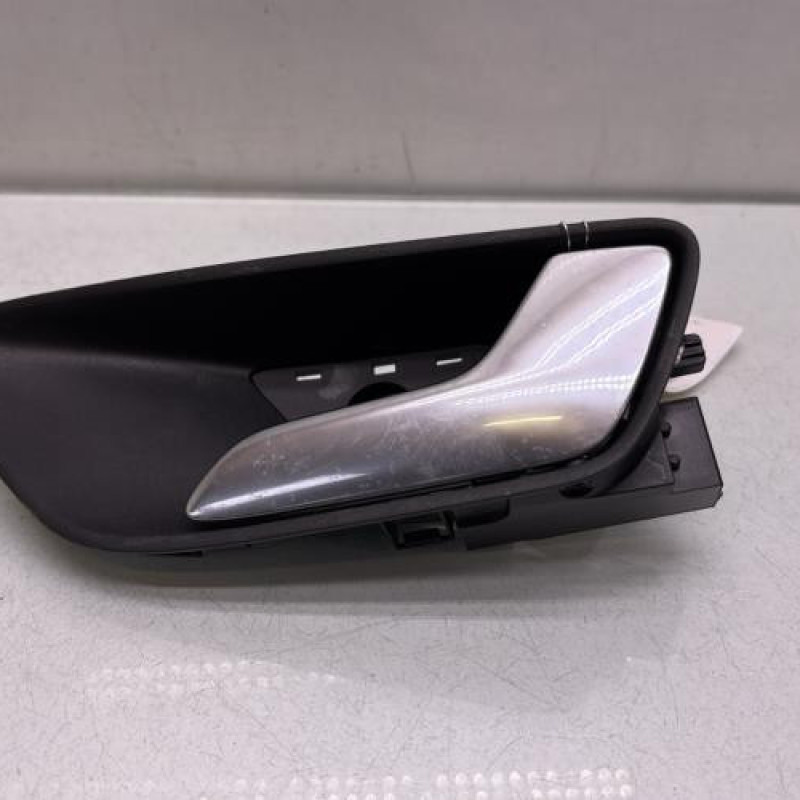 Poignee interieur avant droit FORD PUMA 2 Photo n°1