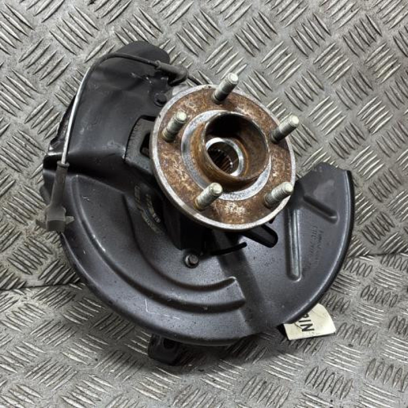 Pivot de moyeu avant gauche FORD PUMA 2 Photo n°1