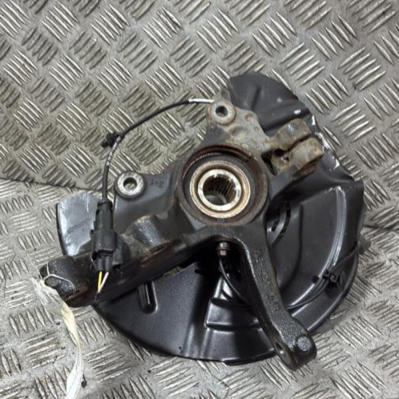 Pivot de moyeu avant gauche FORD PUMA 2 Photo n°3