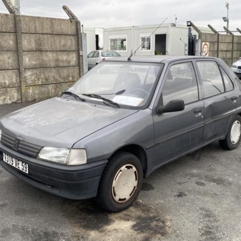 Poignee porte avant gauche PEUGEOT 106 Photo n°5