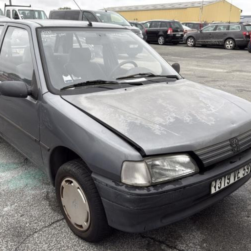 Poignee porte avant gauche PEUGEOT 106 Photo n°7