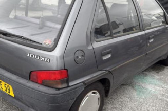 Poignee porte avant gauche PEUGEOT 106