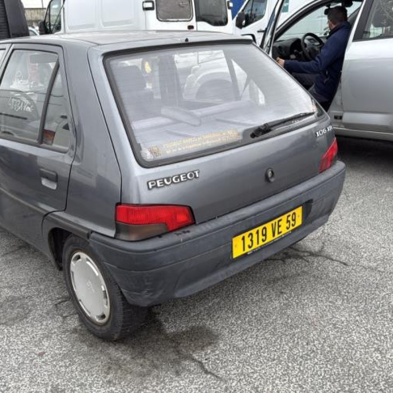 Poignee porte avant gauche PEUGEOT 106 Photo n°9