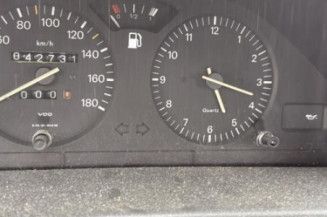 Poignee porte avant gauche PEUGEOT 106