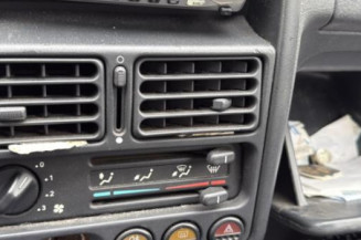 Poignee porte avant gauche PEUGEOT 106