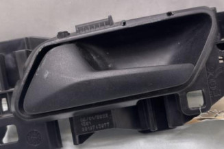 Poignee interieur avant gauche PEUGEOT PARTNER 3 Photo n°1