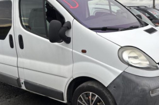 Poignee interieur porte de coffre gauche OPEL VIVARO 1
