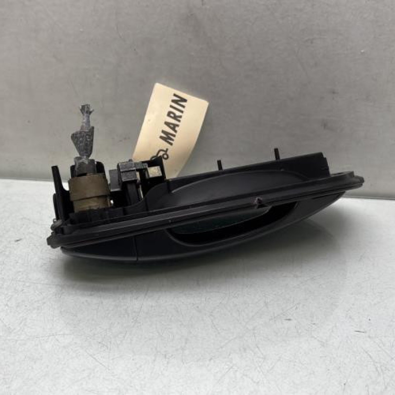 Poignee porte avant gauche BMW SERIE 5 E60 Photo n°4