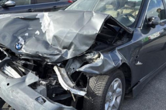 Poignee porte avant gauche BMW SERIE 5 E60