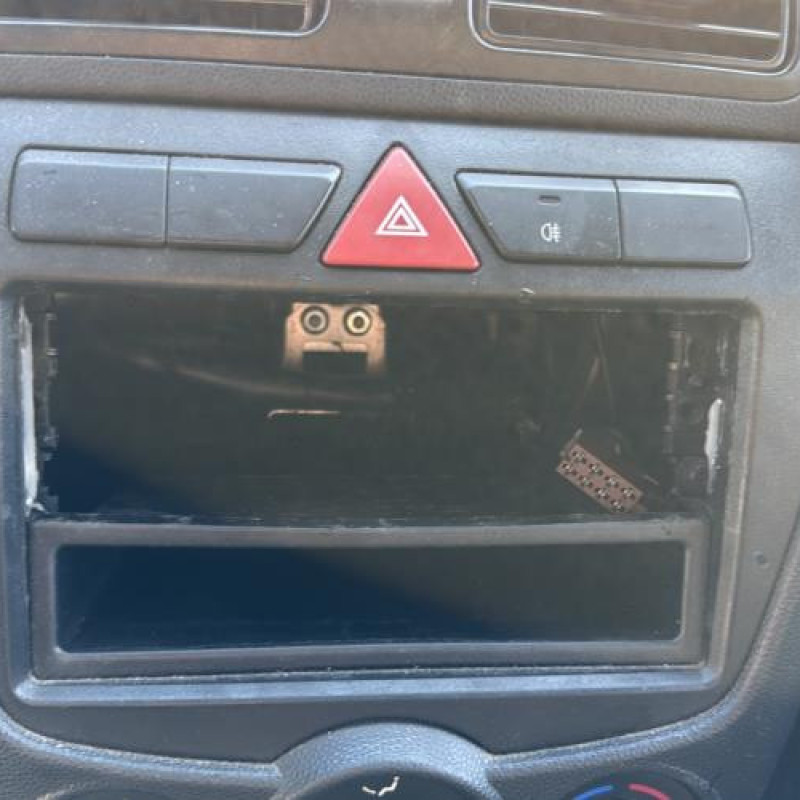 Poignee porte arriere gauche KIA PICANTO 1 Photo n°20