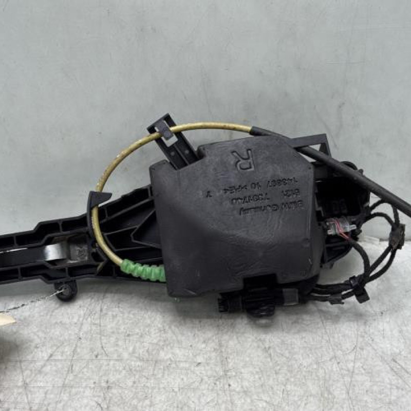 Poignee porte arriere droit BMW X3 F25 Photo n°3