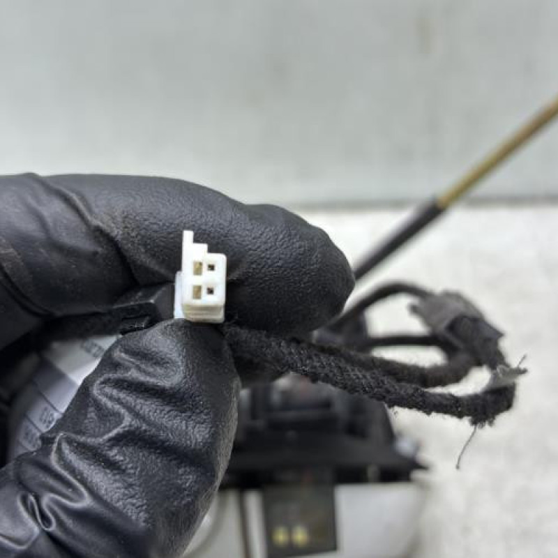 Poignee porte arriere droit BMW X3 F25 Photo n°5