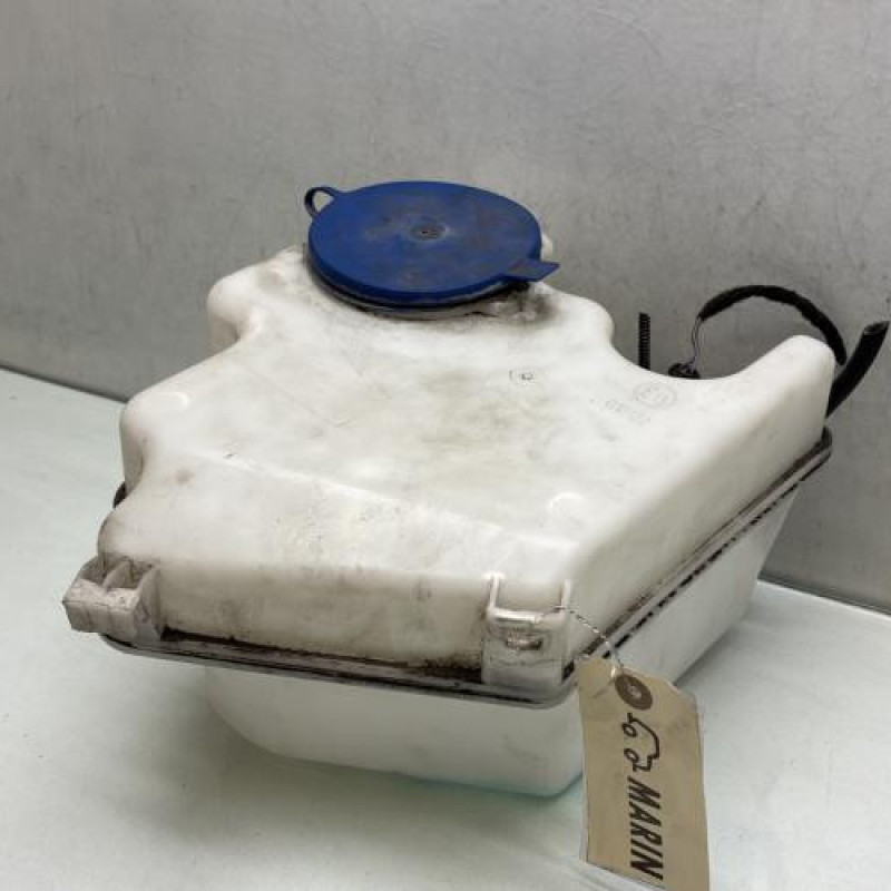 Vase de lave glace MERCEDES CLASSE B 245 Photo n°1