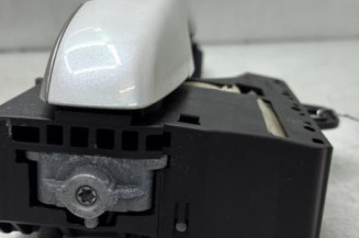 Poignee porte arriere droit RENAULT MEGANE 4