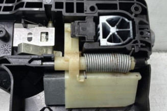 Poignee porte avant droit RENAULT MEGANE 4