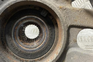 Pivot de moyeu avant gauche RENAULT MEGANE 4