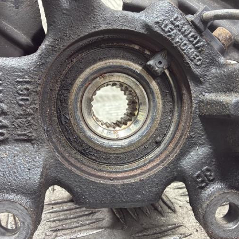 Pivot de moyeu avant gauche FIAT 500 2 Photo n°4