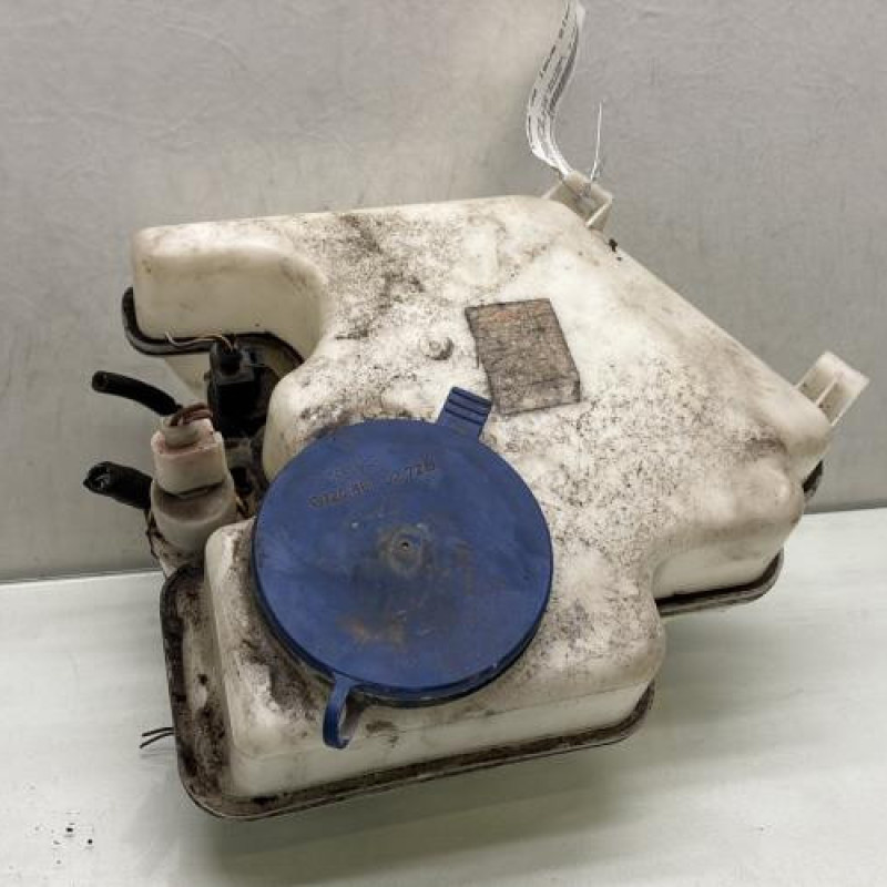 Vase de lave glace MERCEDES CLASSE B 245 Photo n°1