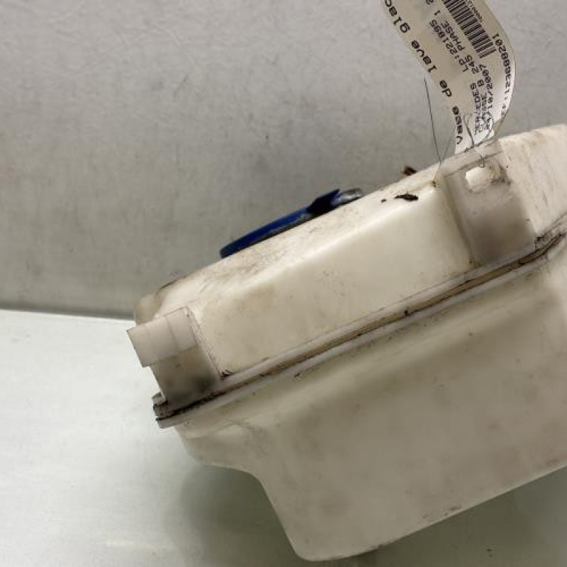 Vase de lave glace MERCEDES CLASSE B 245 Photo n°3