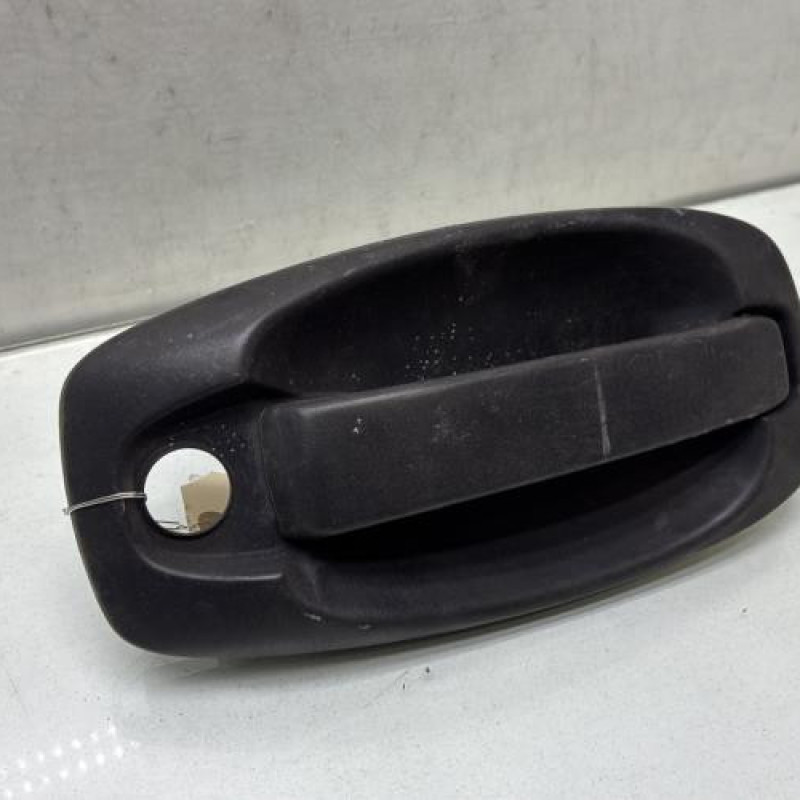 Poignee porte avant gauche FIAT DOBLO 2 Photo n°1
