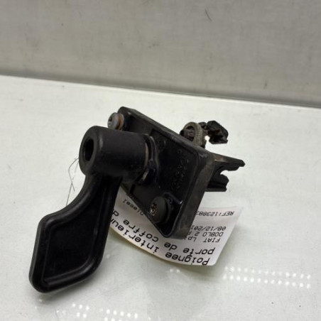 Poignee interieur porte de coffre droite FIAT DOBLO 2