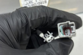 Poignee porte avant gauche NISSAN JUKE 1