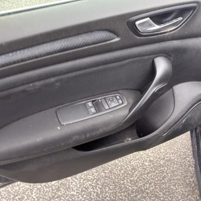 Poignee porte avant gauche RENAULT MEGANE 4 Photo n°13