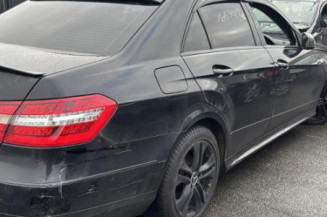 Pivot de moyeu avant droit MERCEDES CLASSE E 212