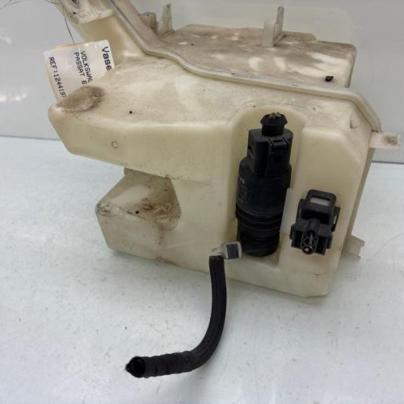 Vase de lave glace VOLKSWAGEN PASSAT 6 Photo n°2