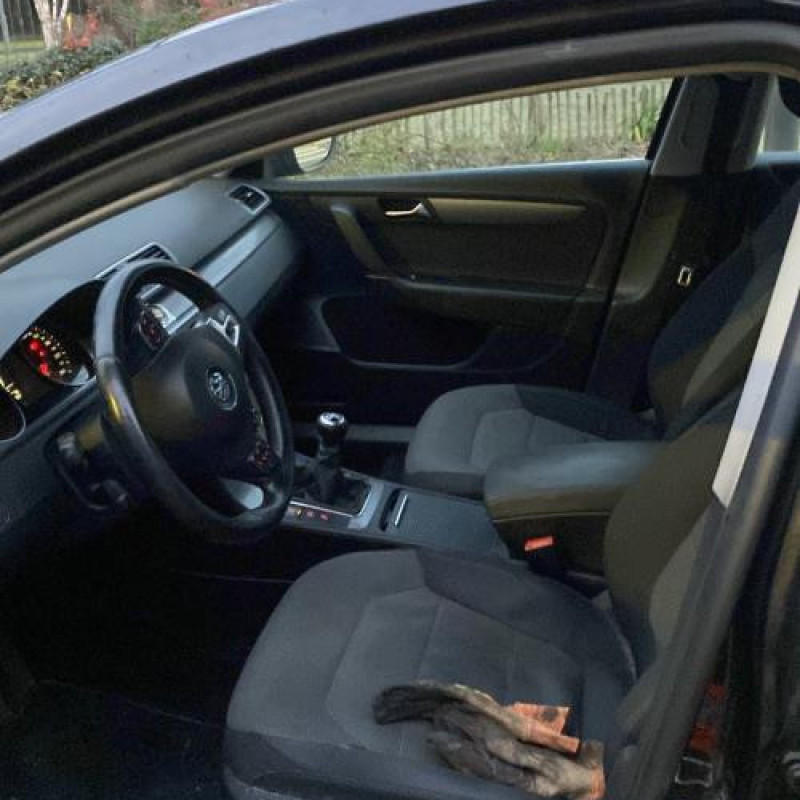 Vase de lave glace VOLKSWAGEN PASSAT 6 Photo n°12