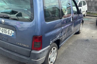 Poignee porte avant gauche PEUGEOT PARTNER 1