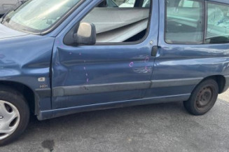 Poignee porte avant gauche PEUGEOT PARTNER 1