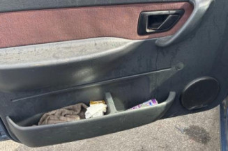 Poignee porte avant gauche PEUGEOT PARTNER 1