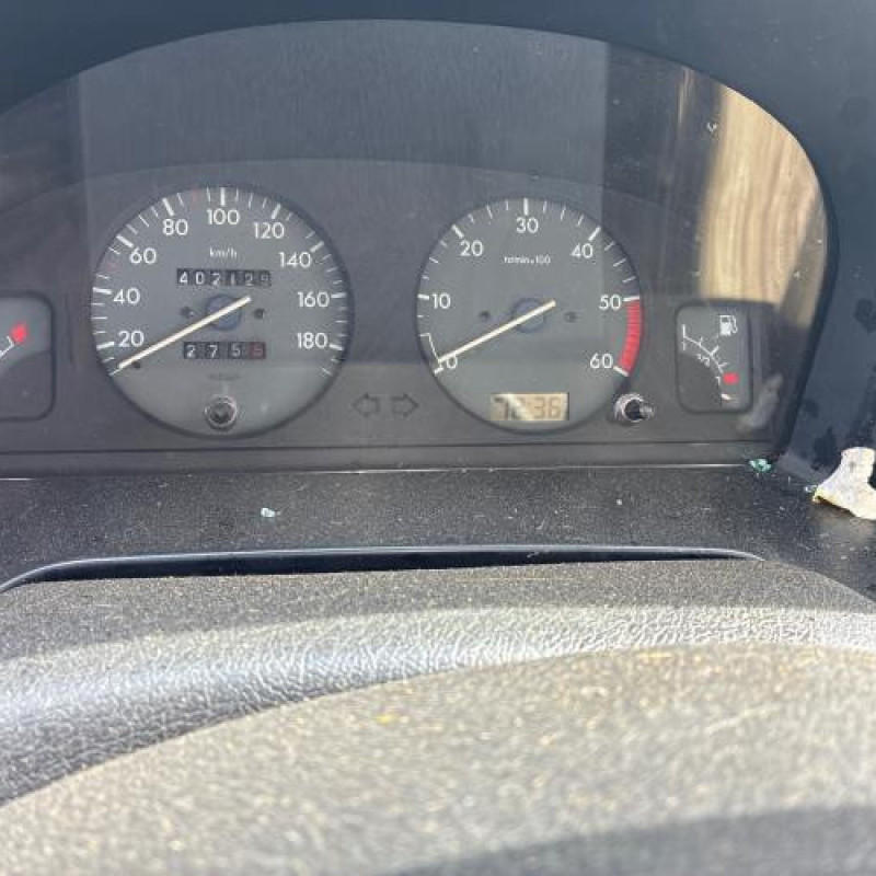 Poignee porte avant gauche PEUGEOT PARTNER 1 Photo n°17